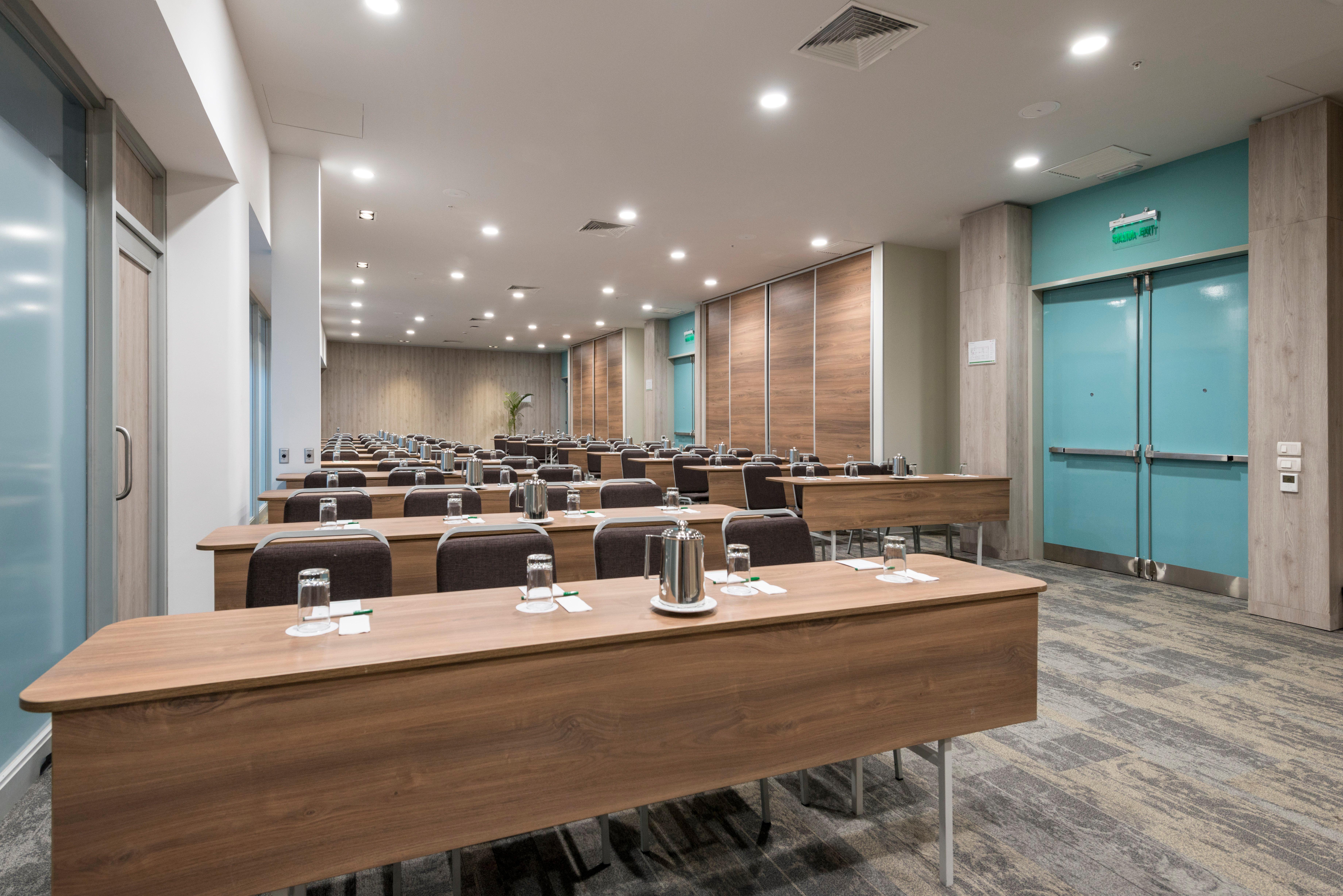 Hotel - Airport By Ihg