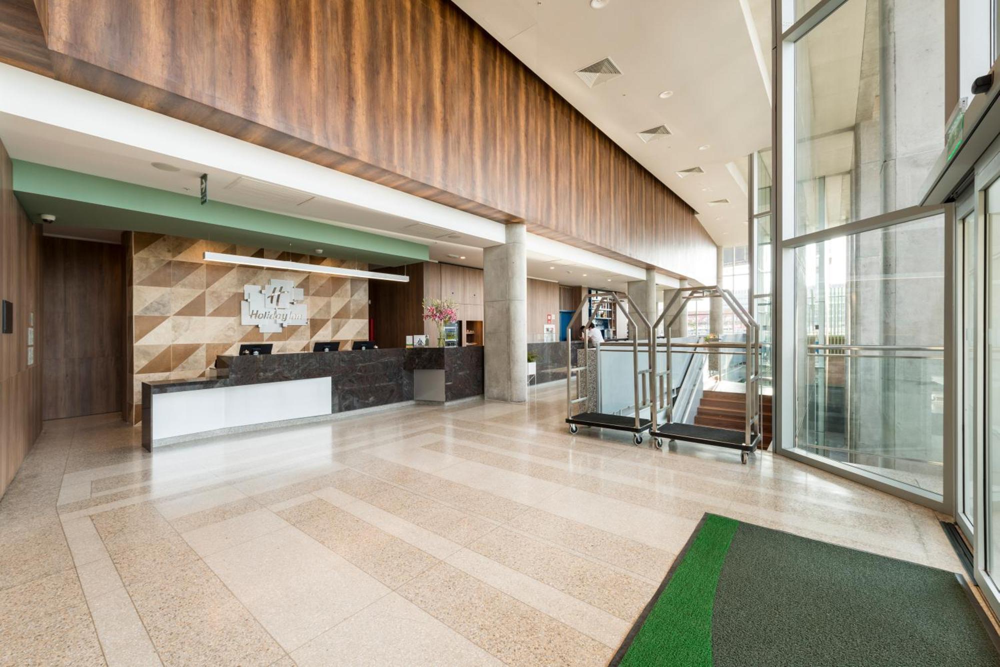 - Airport By Ihg Lima
