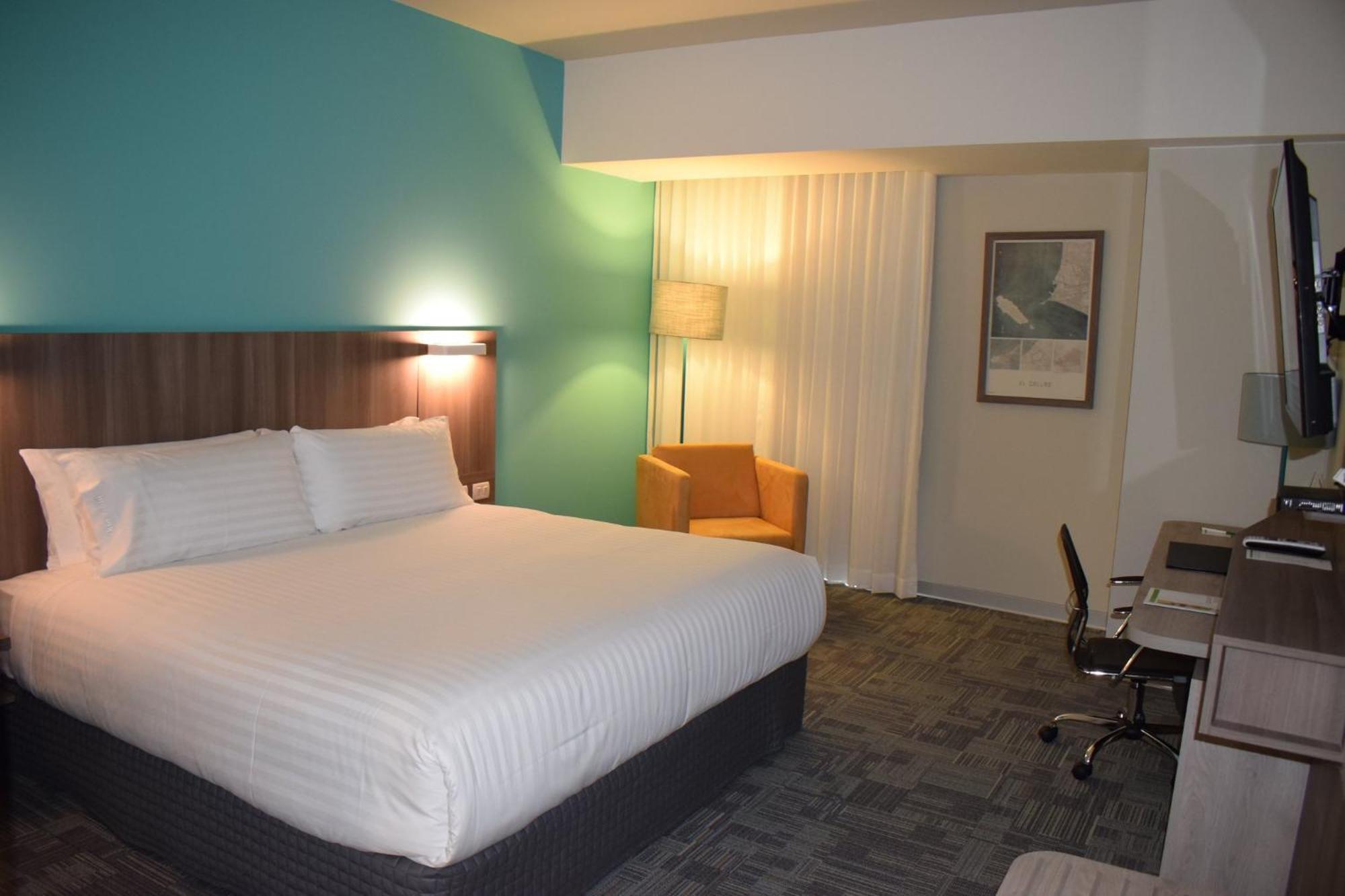Hotel - Airport By Ihg